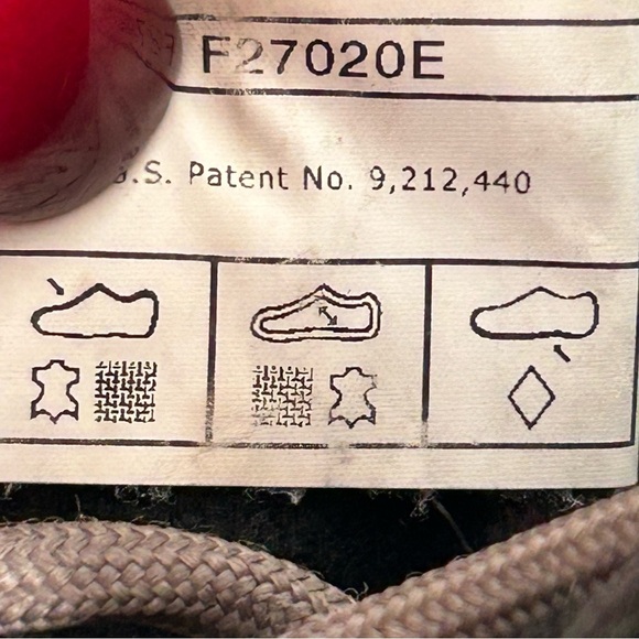 UGG Black Leather & Plaid Adirondack II Vibrum Waterproof Winter Boots Sz 8.5 - Picture 14 of 14